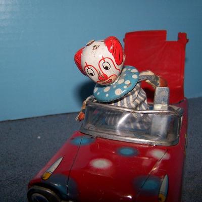 LOT 156 FAB VINTAGE TIN LITHO BUMP CLOWN CAR FRICTION JAPAN