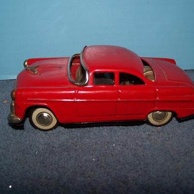 LOT 157 BATTERY OPERATED RED CAR JAPAN ASAHI