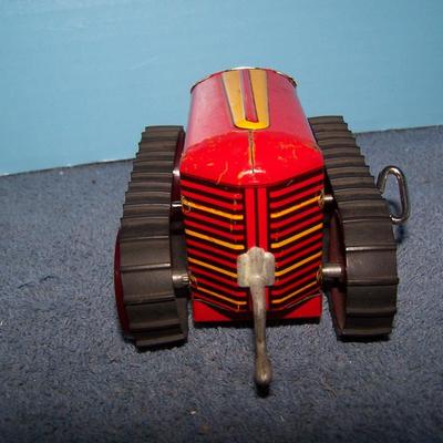 LOT 159 GREAT TIN LITHO MARX WIND UP TRACTOR !WORKS!