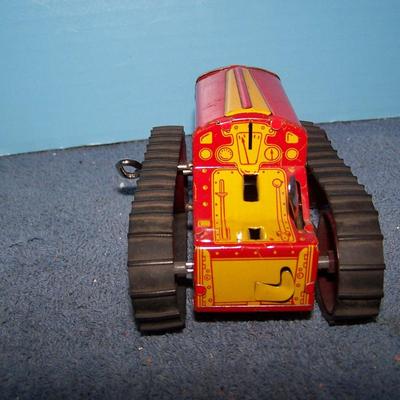 LOT 159 GREAT TIN LITHO MARX WIND UP TRACTOR !WORKS!
