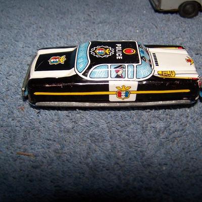 LOT 166 VINTAGE TIN LITHO MINI CARS JAPAN FRICTION
