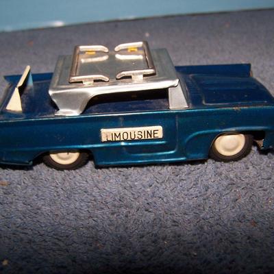 LOT 168 WONDERFUL VINTAGE TIN LITHO CARS! XCAR & LIMO FRICTION JAPAN