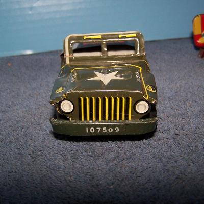 LOT 169 TIN LITHO VEHICLES! FRICTION WORKS!