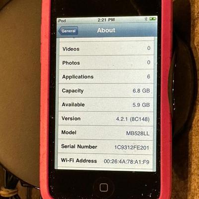 AMAZON KINDLE, SAMSUNG WIRELESS CHARGER, APPLE iPOD 8GB, AUX SPEAKER AND MORE