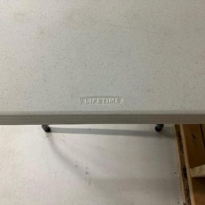 6 FOOT LIFETIME TABLE WITH FOLDING LEGS
