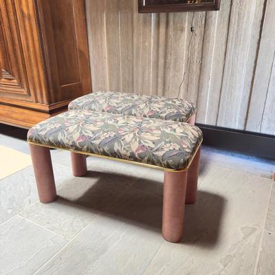 FB1055 Heavy Iron Base Upholstered Benches