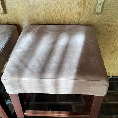 K1057 Set of 3 Upholstered Mahogany Backless Stools