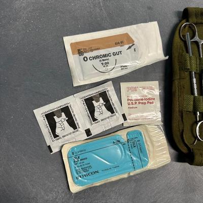 MILITARY ISSUED FIELD MEDICAL INSTRUMENTS