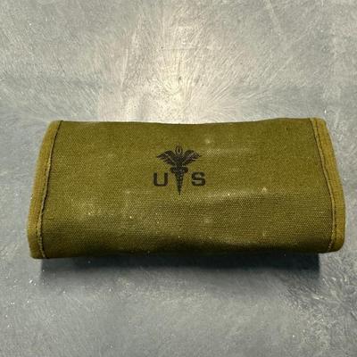 MILITARY ISSUED FIELD MEDICAL INSTRUMENTS