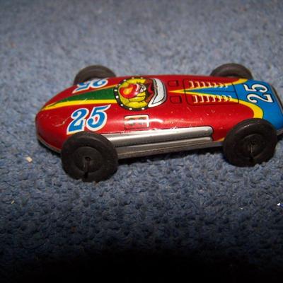 LOT 175 VINTAGE TIN LITHO RACE CARS! 1 FRICTION JAPAN STP