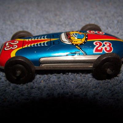 LOT 175 VINTAGE TIN LITHO RACE CARS! 1 FRICTION JAPAN STP