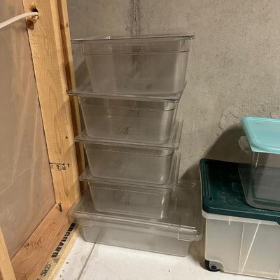 STORAGE CONTAINERS