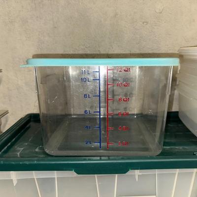 STORAGE CONTAINERS