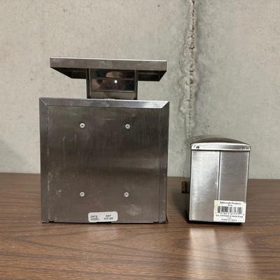 RESTAURANT GRADE PORTION SCALE & A TOOTHPICK DISPENSER