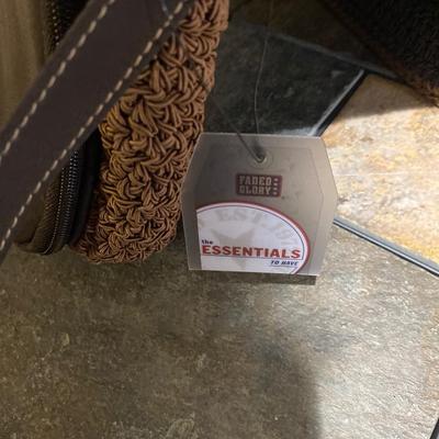 NEW FADED GLORY & LIZ CLAIBORNE PURSES PLUS OTHER HANDBAG