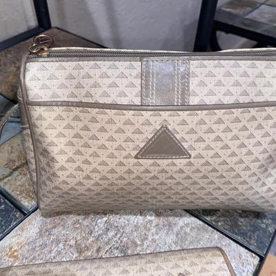 NEW FADED GLORY & LIZ CLAIBORNE PURSES PLUS OTHER HANDBAG