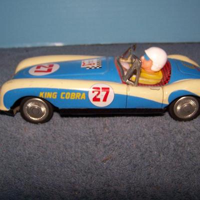 LOT 181 TIN LITHO KING COBRA RACE CAR FRICTION YONEZAWA JAPAN