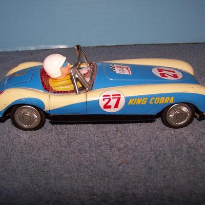 LOT 181 TIN LITHO KING COBRA RACE CAR FRICTION YONEZAWA JAPAN