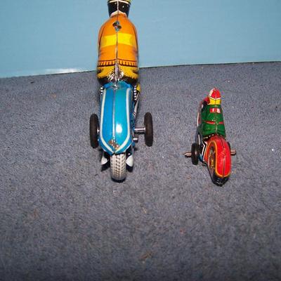 LOT 182 TIN LITHO MOTORCYCLES! FRICTION JAPAN