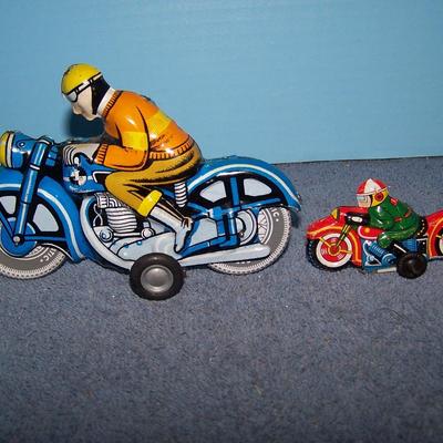 LOT 182 TIN LITHO MOTORCYCLES! FRICTION JAPAN