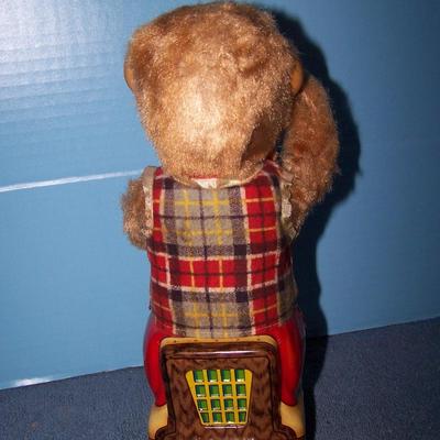 LOT 188 GREAT VINTAGE TIN LITHO BATTERY OP BUBBLE BLOWING MONKEY