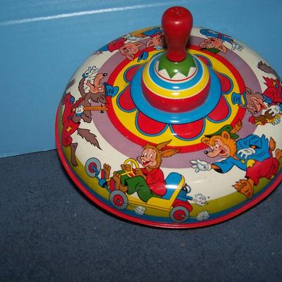 LOT 191 TIN LITHO LG OHIO ART SPINNING TOP