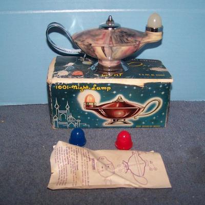 LOT 195 GREAT VINTAGE ARABIAN NITE LIGHT 1001 NIGHT LAMP