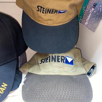 BALL CAPS