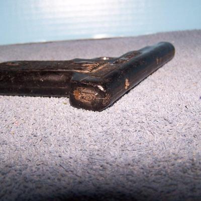 LOT 201 GREAT HARD RUBBER ARMY 45 TOY GUN/PISTOL