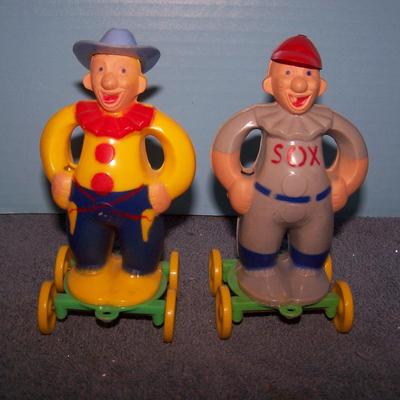 LOT 204 ROSBRO HARD PLASTIC PULL TOYS FIGURES CANDY HOLDERS