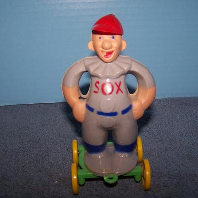 LOT 204 ROSBRO HARD PLASTIC PULL TOYS FIGURES CANDY HOLDERS