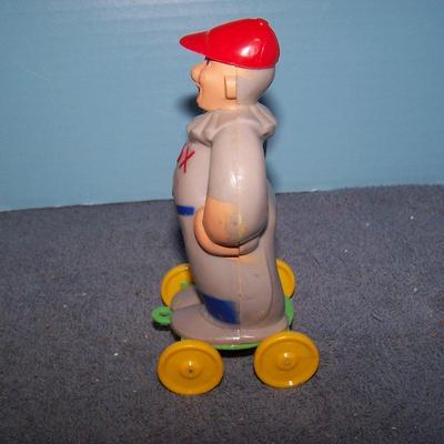 LOT 204 ROSBRO HARD PLASTIC PULL TOYS FIGURES CANDY HOLDERS