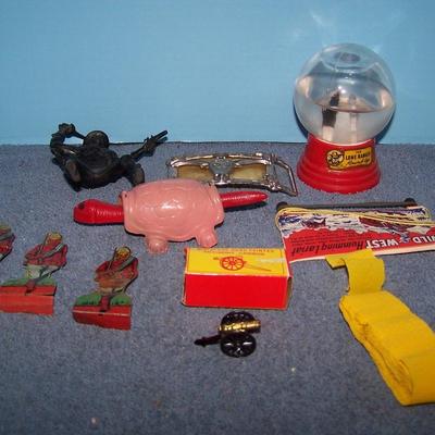 LOT 206 MORE GREAT TOYS - ZORRO, LONE RANGER