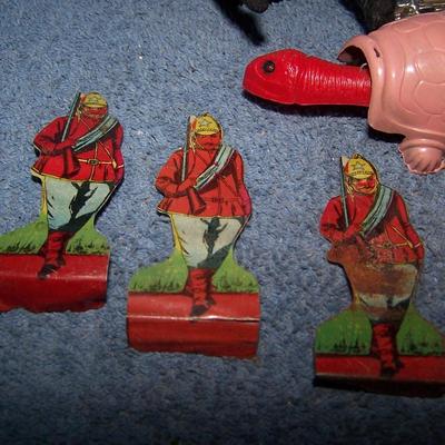 LOT 206 MORE GREAT TOYS - ZORRO, LONE RANGER
