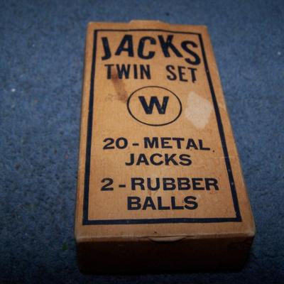 LOT 208 JACKS TWIN SET TOY in BOX