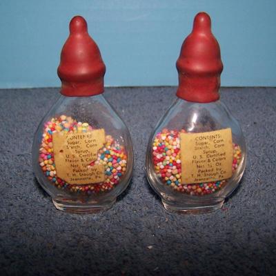 LOT 209 ADORABLE VINTAGE SMALL BABY BOTTLE CANDY CONTAINERS