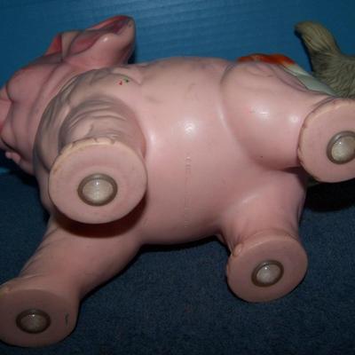 LOT 210 MCM RUBBER SQUEAKY TOYS SUN RUBBER 2 EDWARD MOBLEY