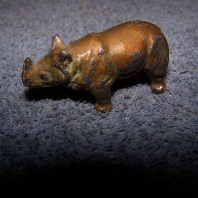 LOT 213 OLD METAL MINI CRITTERS