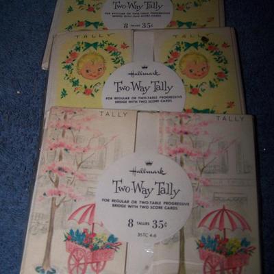 LOT 217 VINTAGE HALLMARK PLACECARDS/TALLYS/INVITATIONS/NAPKINS
