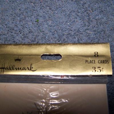 LOT 217 VINTAGE HALLMARK PLACECARDS/TALLYS/INVITATIONS/NAPKINS