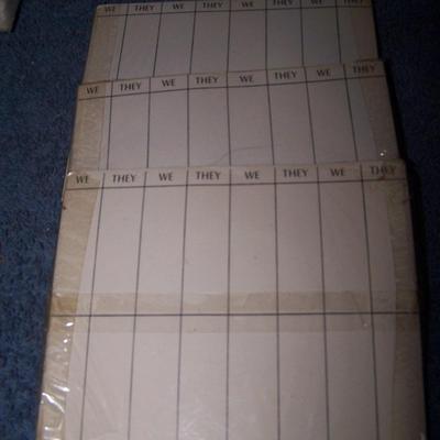 LOT 217 VINTAGE HALLMARK PLACECARDS/TALLYS/INVITATIONS/NAPKINS