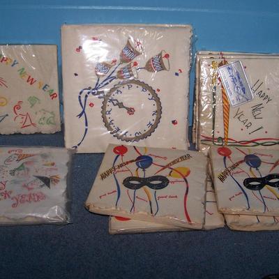 LOT 218 VINTAGE HOUSE OF PAPER HAPPY NEW YEAR NAPKINS