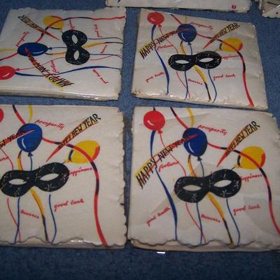 LOT 218 VINTAGE HOUSE OF PAPER HAPPY NEW YEAR NAPKINS