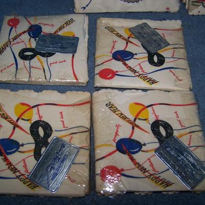 LOT 218 VINTAGE HOUSE OF PAPER HAPPY NEW YEAR NAPKINS
