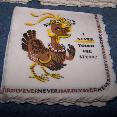 LOT 219 VINTAGE PAPER NAPKINS MANY DESIGNS GREAT GRAPHICS