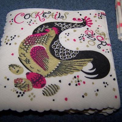 LOT 219 VINTAGE PAPER NAPKINS MANY DESIGNS GREAT GRAPHICS