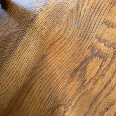 Round Solid Wood Kitchen Table w. 3 Chairs & Two 12" Extenders