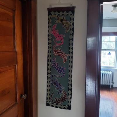 Batik On Silk Wall Hanging (UH-RG)