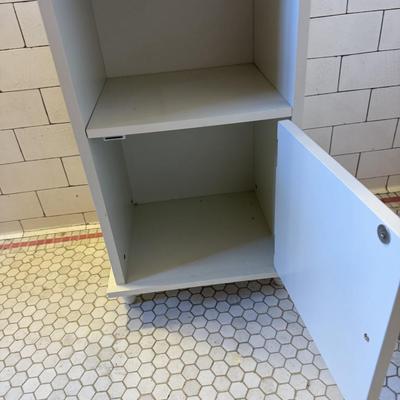Small Cabinet with Shelves (B2-MK)