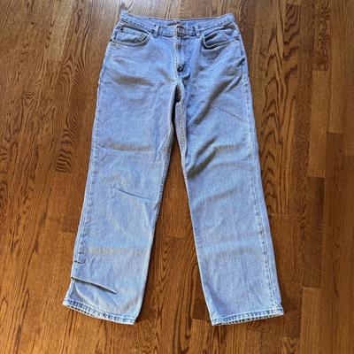 Carhartt, Levi’s, Wrangler and Other Men’s Pants and Shorts - Sizes 32-34 (B3-DZ)